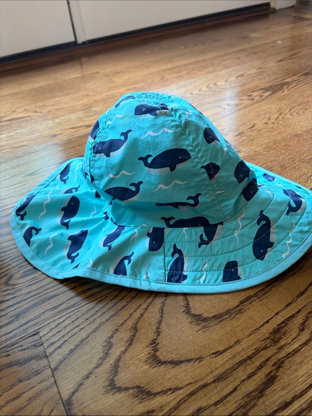 Pottery Barn Kids Whale Print Sun Hat